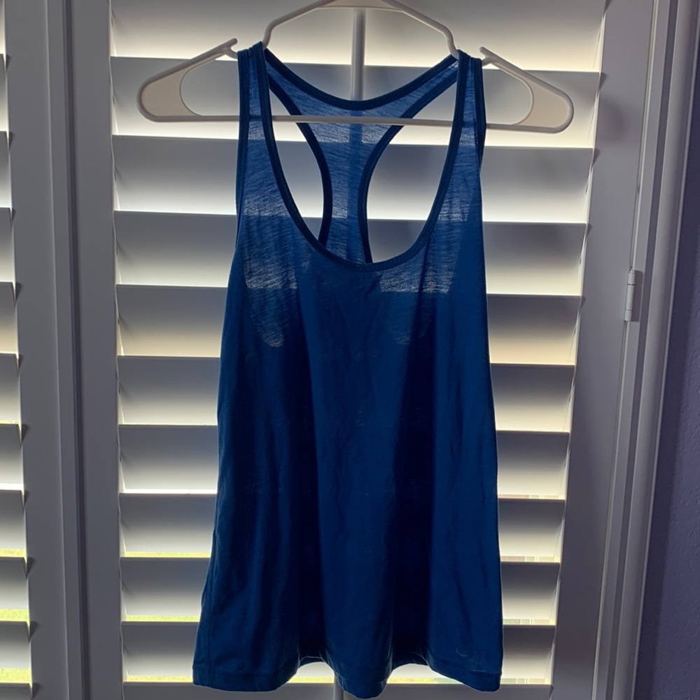 blue dri-fit Nike workout tank
